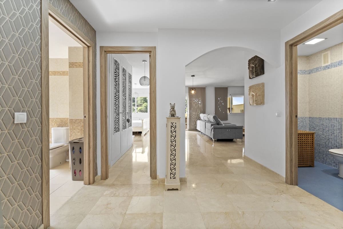 3 bedroom Apartment for sale in Mijas with pool - € 429,000 (Ref: 9107708)