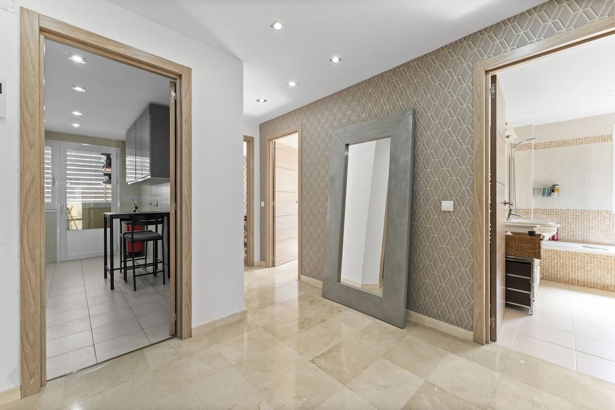 3 bedroom Apartment for sale in Mijas with pool - € 429,000 (Ref: 9107708)