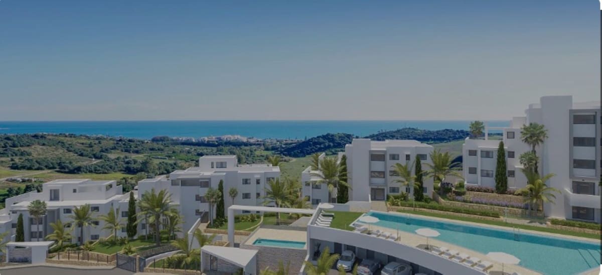 3 soveværelse Penthouse til salg i Estepona med swimmingpool - € 649.000 (Ref: 9162558)