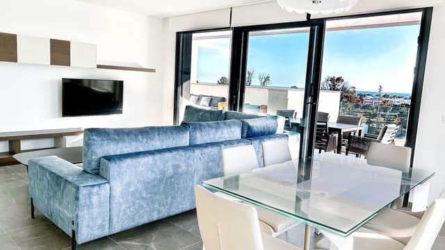 3 soveværelse Penthouse til salg i Estepona med swimmingpool - € 649.000 (Ref: 9162558)