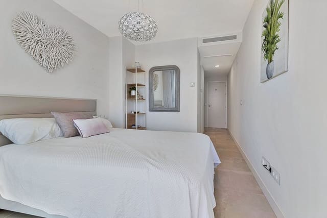 2 makuuhuone Huoneisto myytävänä paikassa Fuengirola mukana uima-altaan - 585 000 € (Ref: 9176674)