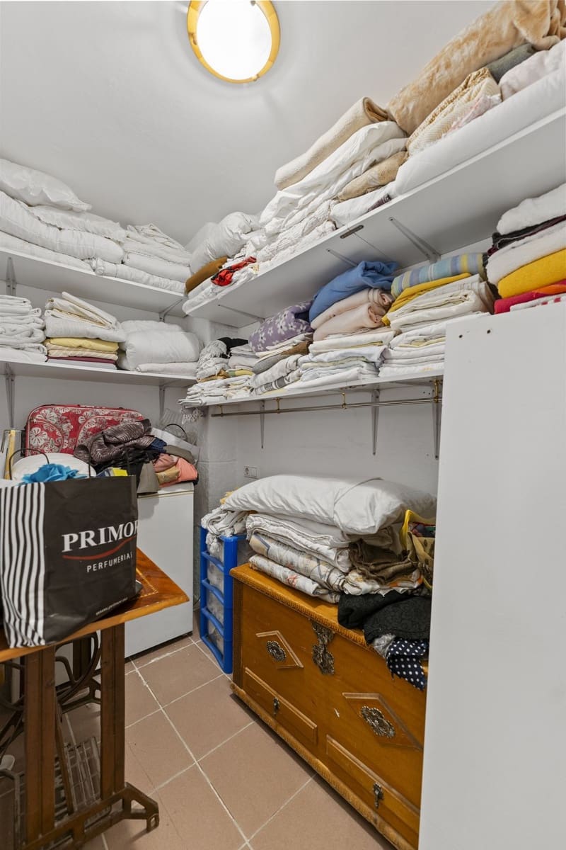 4 slaapkamer Commercieel te koop in Mijas - € 800.000 (Ref: 9177404)