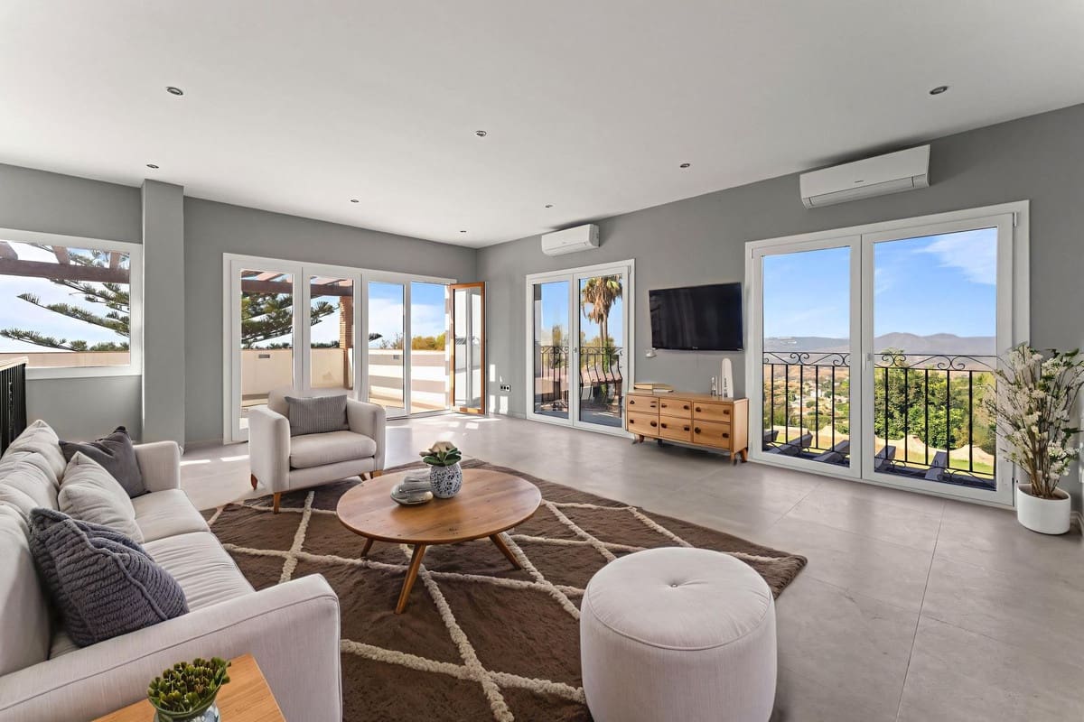 7 soveværelse Villa til salg i Mijas med swimmingpool - € 1.550.000 (Ref: 9208707)