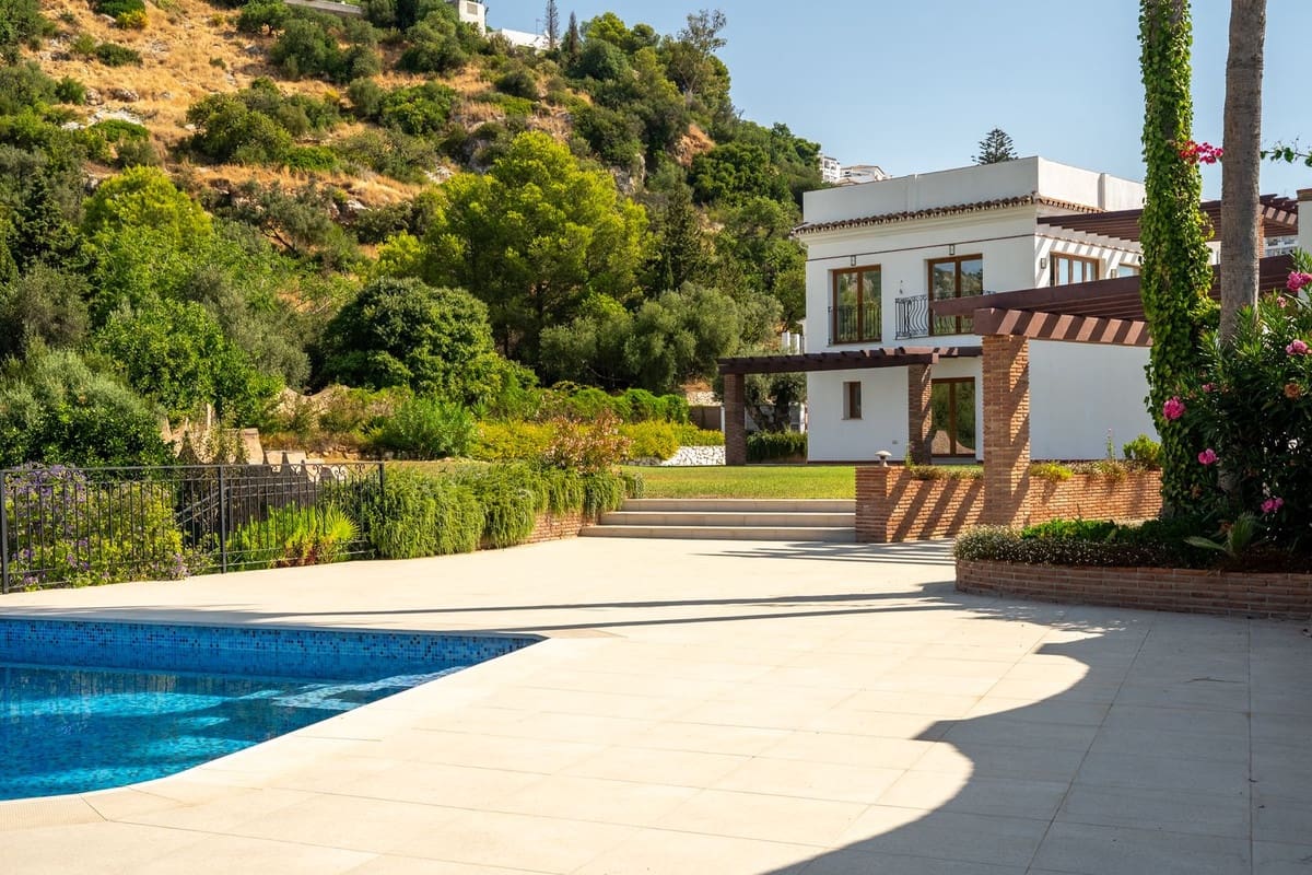 7 soveværelse Villa til salg i Mijas med swimmingpool - € 1.550.000 (Ref: 9208707)