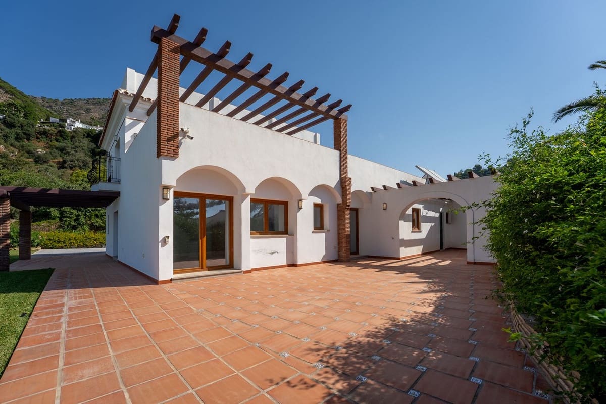 7 soveværelse Villa til salg i Mijas med swimmingpool - € 1.550.000 (Ref: 9208707)
