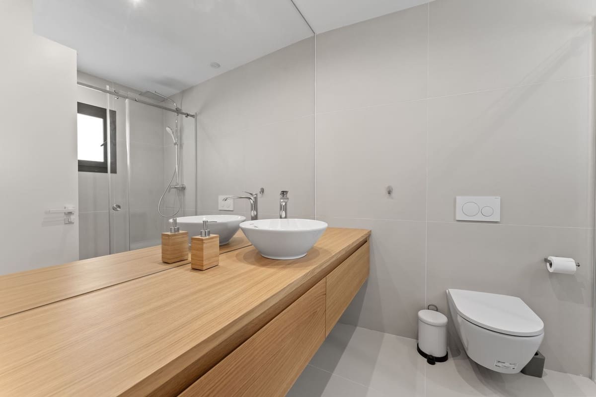 2 bedroom Apartment for sale in La Capellania with pool - € 800,000 (Ref: 9230798)