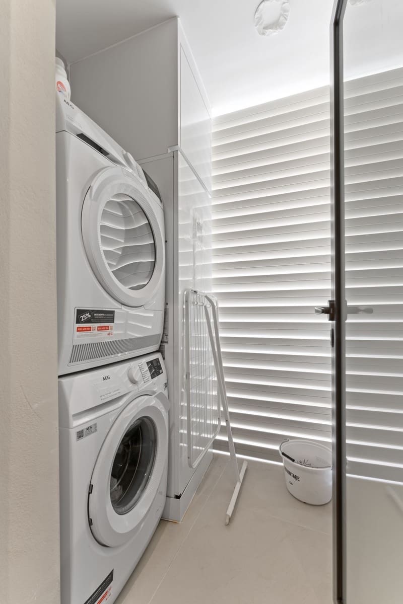 2 bedroom Apartment for sale in La Capellania with pool - € 800,000 (Ref: 9230798)