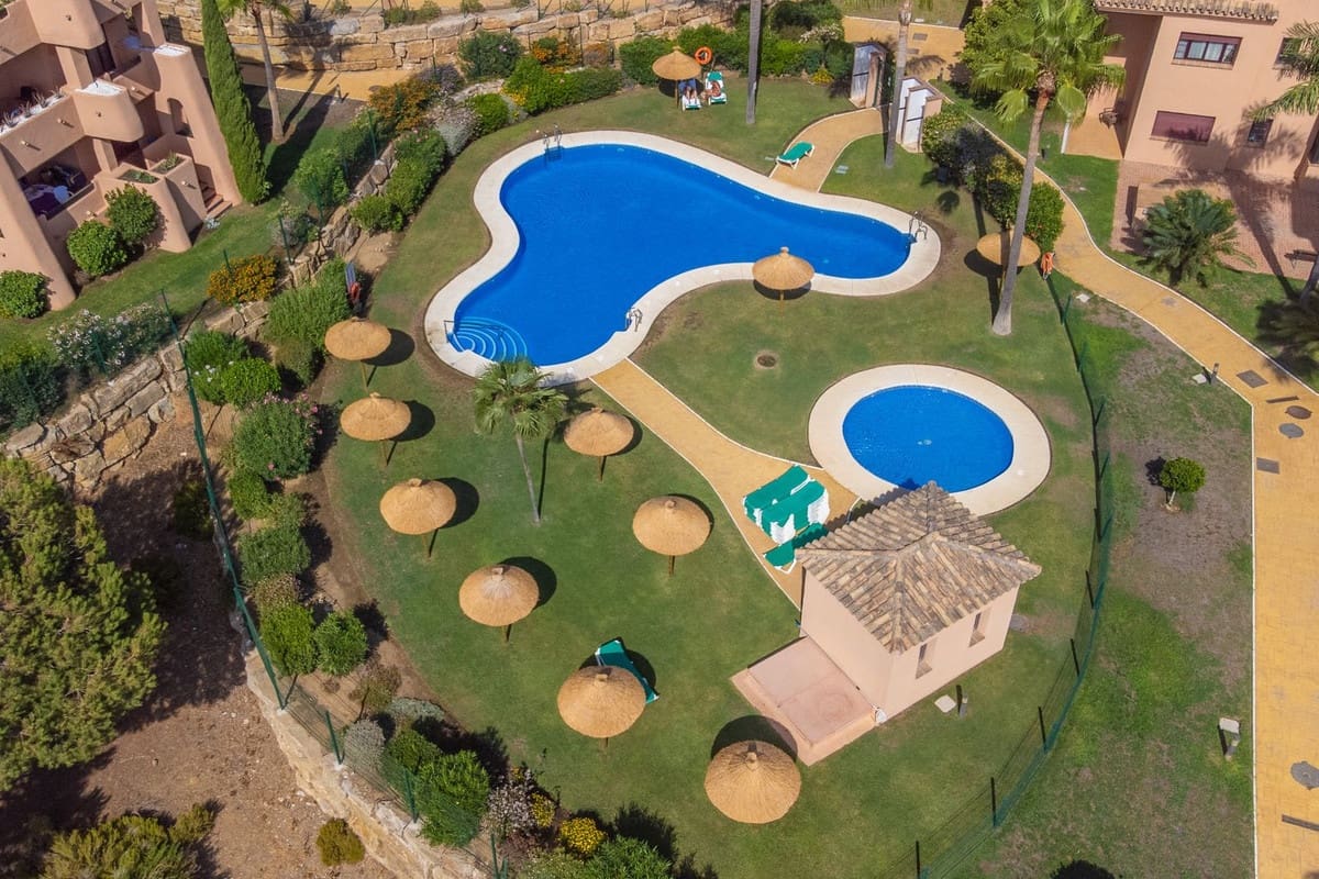 2 bedroom Apartment for sale in La Mairena - € 295,000 (Ref: 9237120)