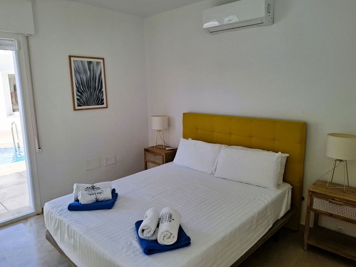 5 Zimmer Villa zu verkaufen in La Sierrezuela mit Pool - 1.285.000 € (Ref: 9253717)