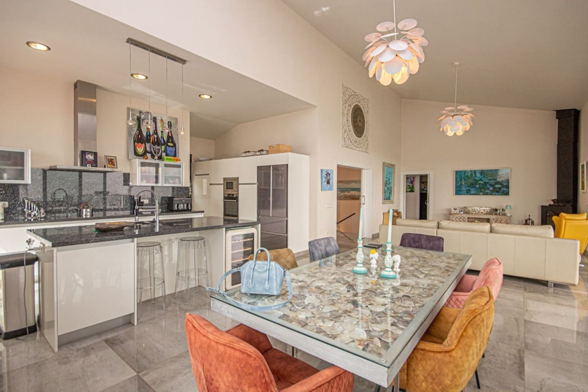 4 camera da letto Villa in vendita in La Mairena con piscina - 1.695.000 € (Rif: 9264778)