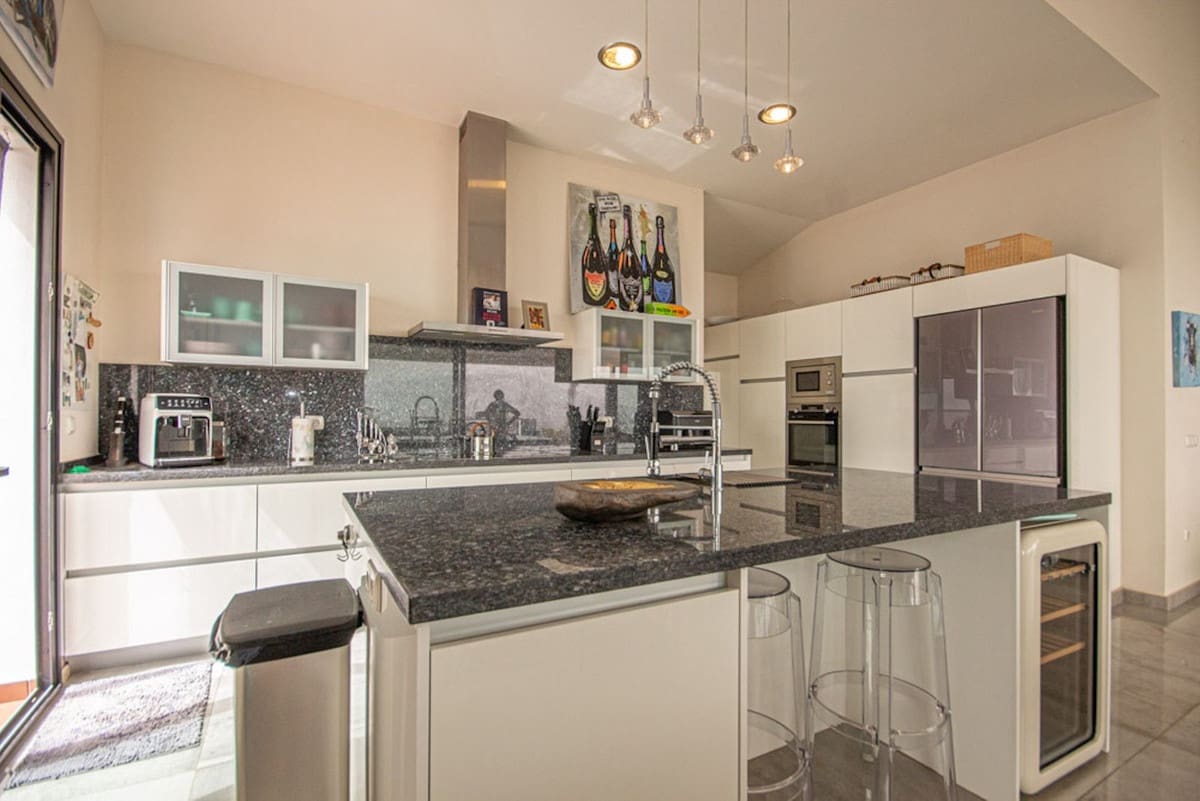 4 camera da letto Villa in vendita in La Mairena con piscina - 1.695.000 € (Rif: 9264778)