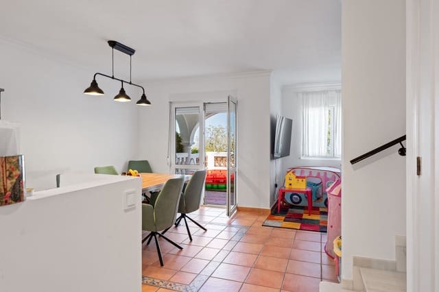 3 Zimmer Haus zu verkaufen in Mijas mit Pool - 415.000 € (Ref: 9265066)