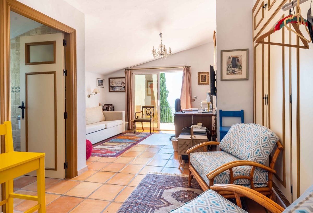 5 sypialnia Willa na sprzedaż w Mijas z basenem - 1 450 000 € (Ref: 9341590)