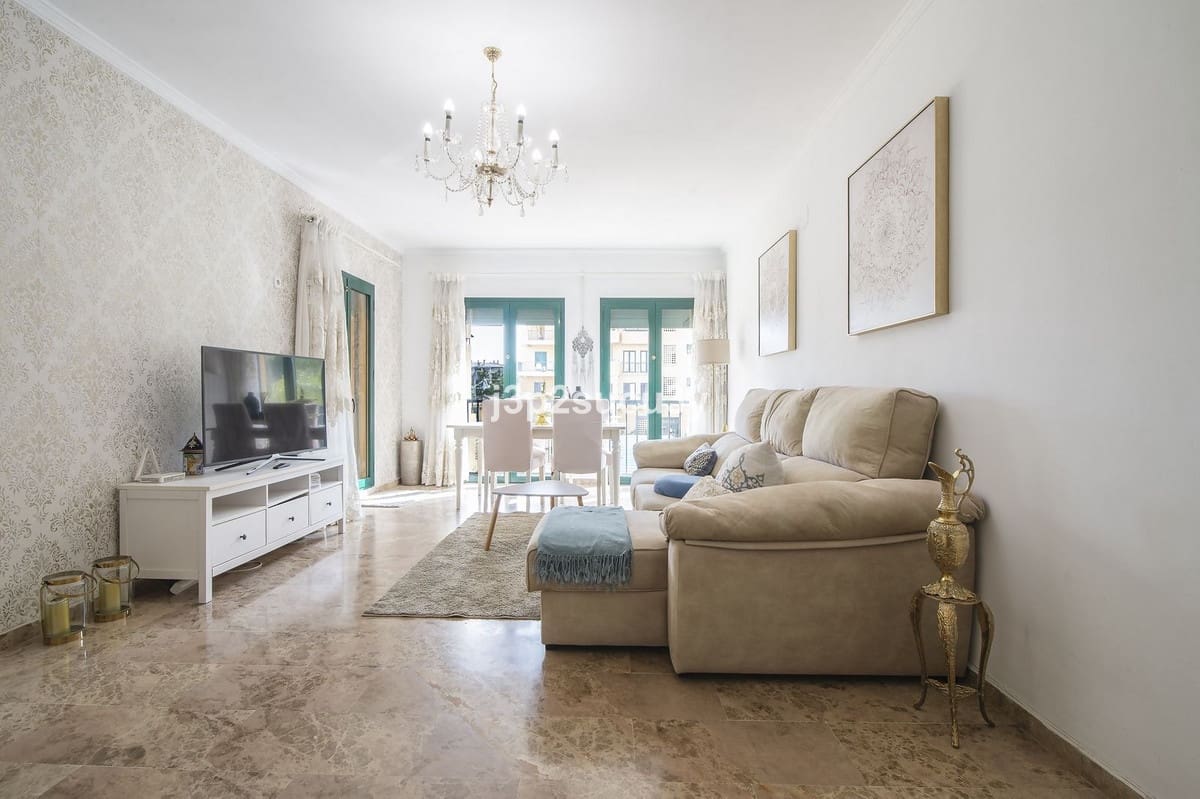 2 sovrum Lägenhet till salu i San Pedro de Alcantara med pool - 540 000 € (Ref: 9341591)