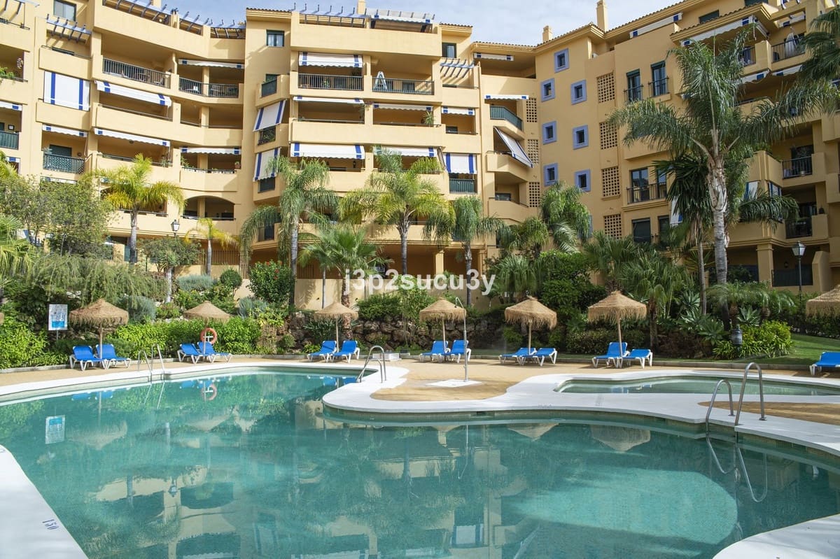 2 sovrum Lägenhet till salu i San Pedro de Alcantara med pool - 540 000 € (Ref: 9341591)