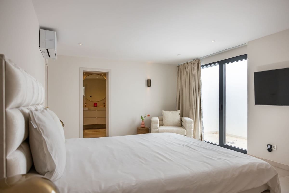 6 soverom Villa til salgs i Artola med svømmebasseng - € 3 500 000 (Ref: 9345164)