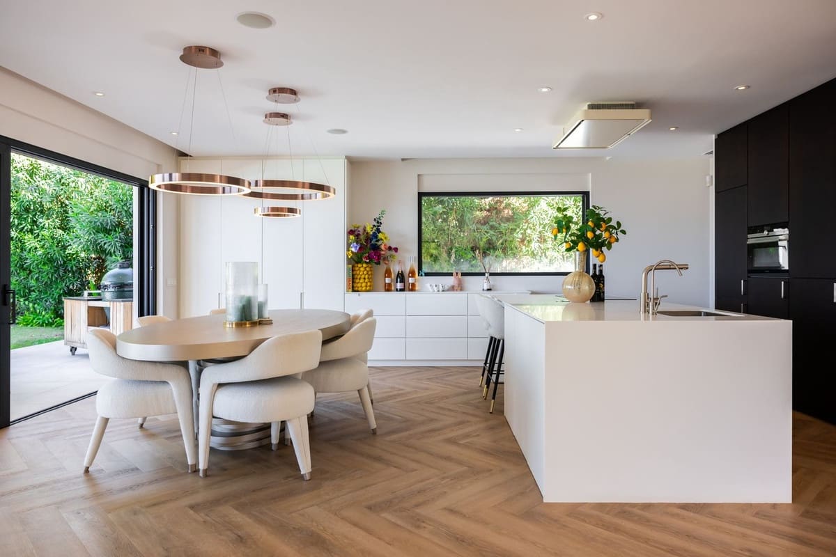 6 soverom Villa til salgs i Artola med svømmebasseng - € 3 500 000 (Ref: 9345164)