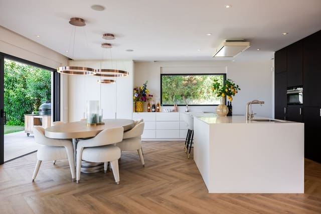 6 sovrum Villa till salu i Artola, Marbella med pool - 3 500 000 € (Ref: 9345164)