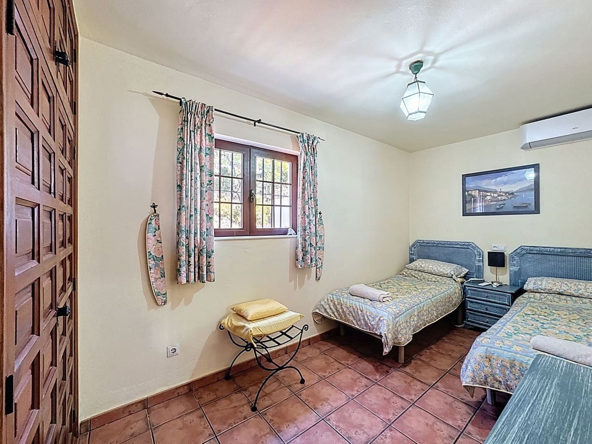 3 chambre Villa/Maison à vendre à Mijas avec piscine - 475 000 € (Ref: 9345170)