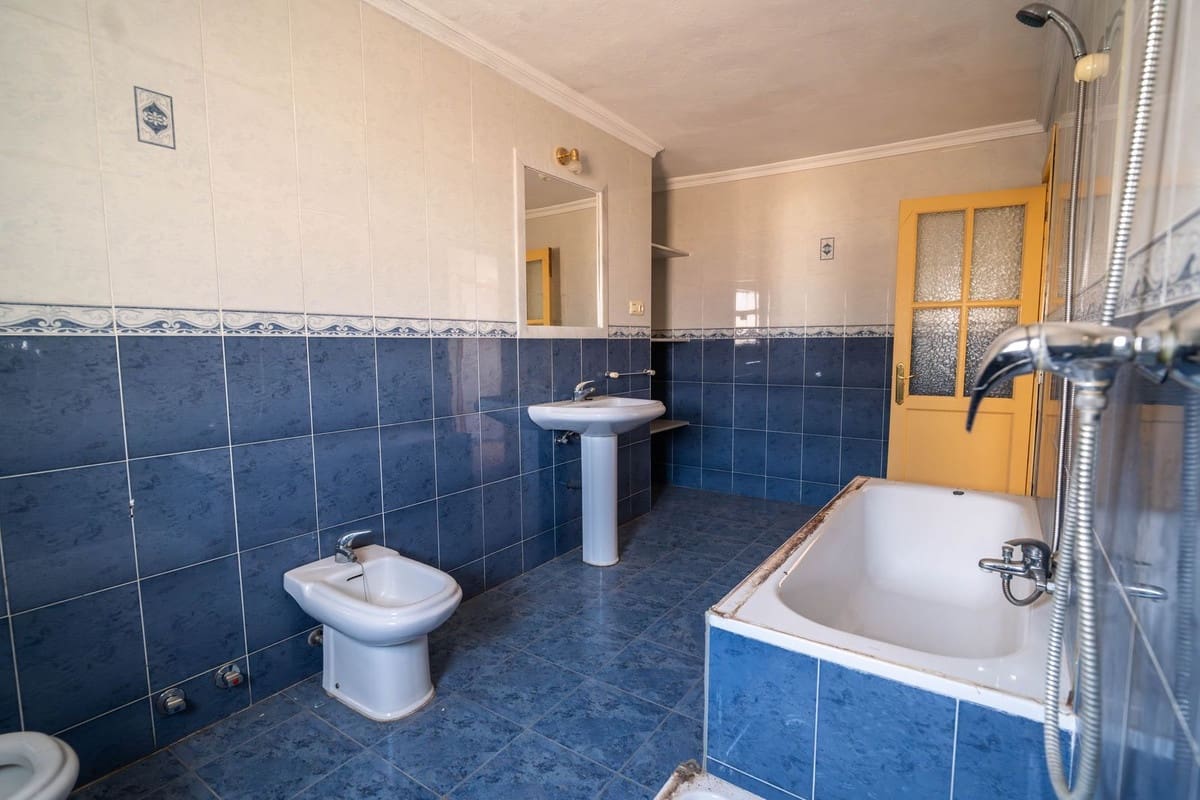 4 bedroom Townhouse for sale in Mijas - € 345,000 (Ref: 9347861)