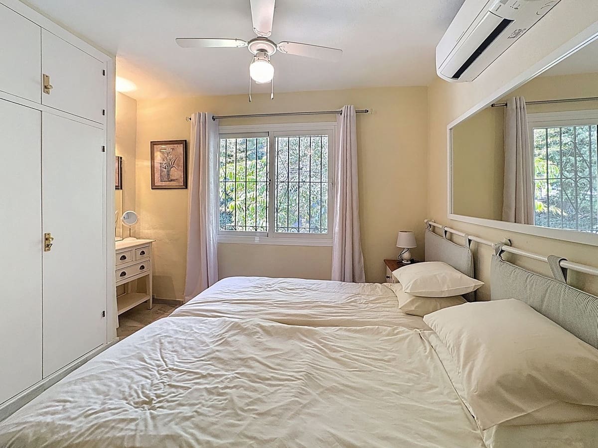 4 Zimmer Villa zu verkaufen in Mijas mit Pool - 975.000 € (Ref: 9383248)