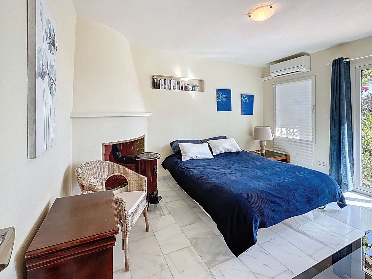 4 Zimmer Villa zu verkaufen in Mijas mit Pool - 975.000 € (Ref: 9383248)