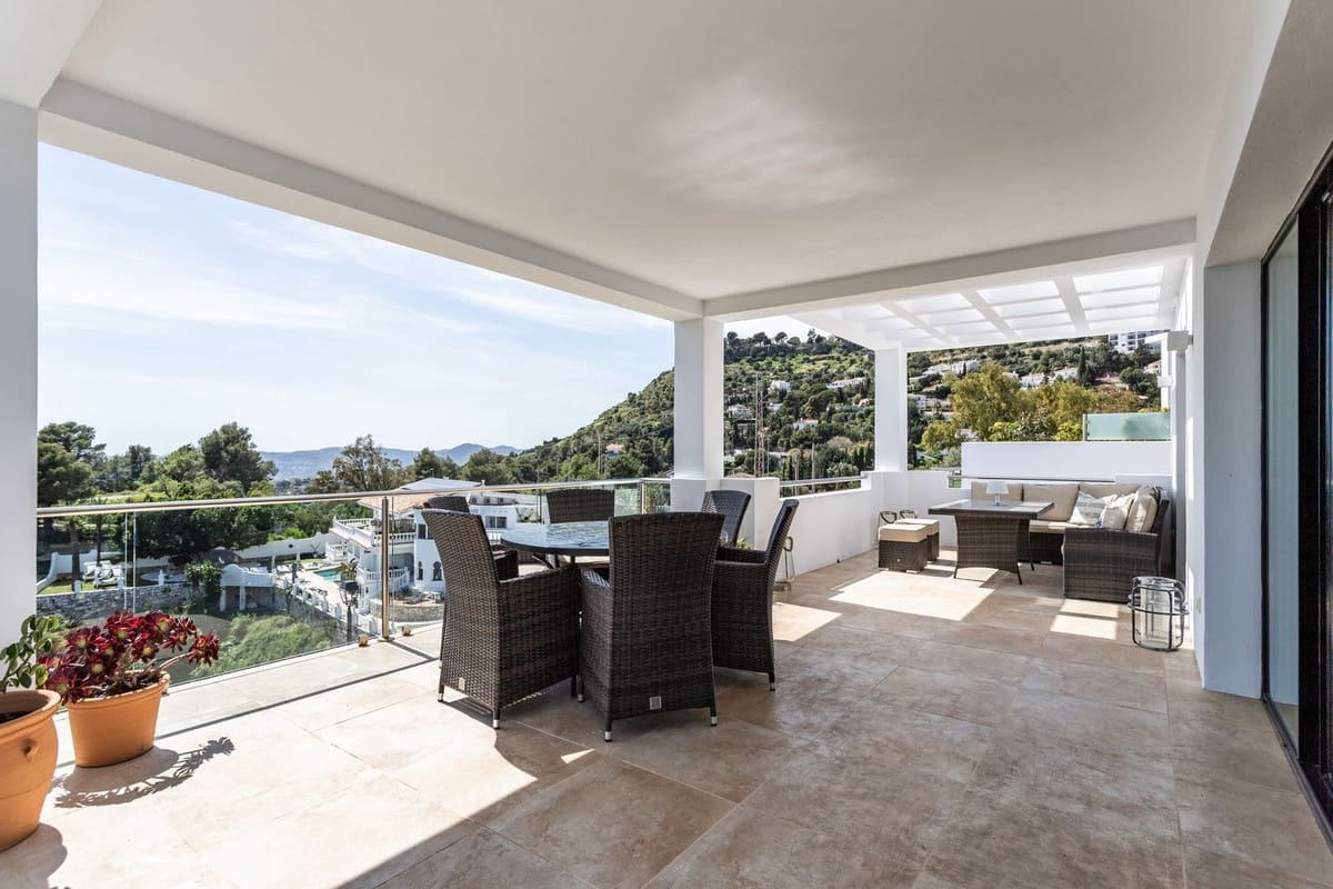 3 quarto Moradia para venda em Mijas com piscina - 1 445 000 € (Ref: 9424106)