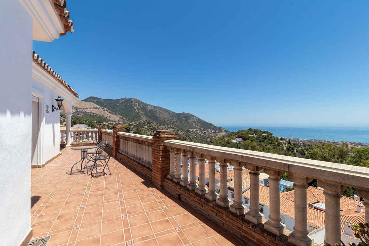 3 bedroom Penthouse for sale in Mijas - € 595,000 (Ref: 9432446)