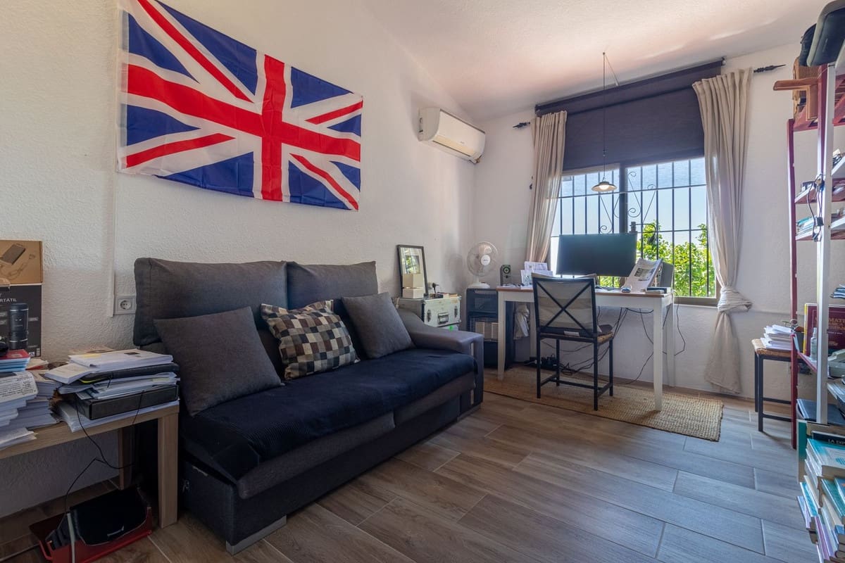 2 bedroom Villa for sale in Mijas - € 279,000 (Ref: 9436258)