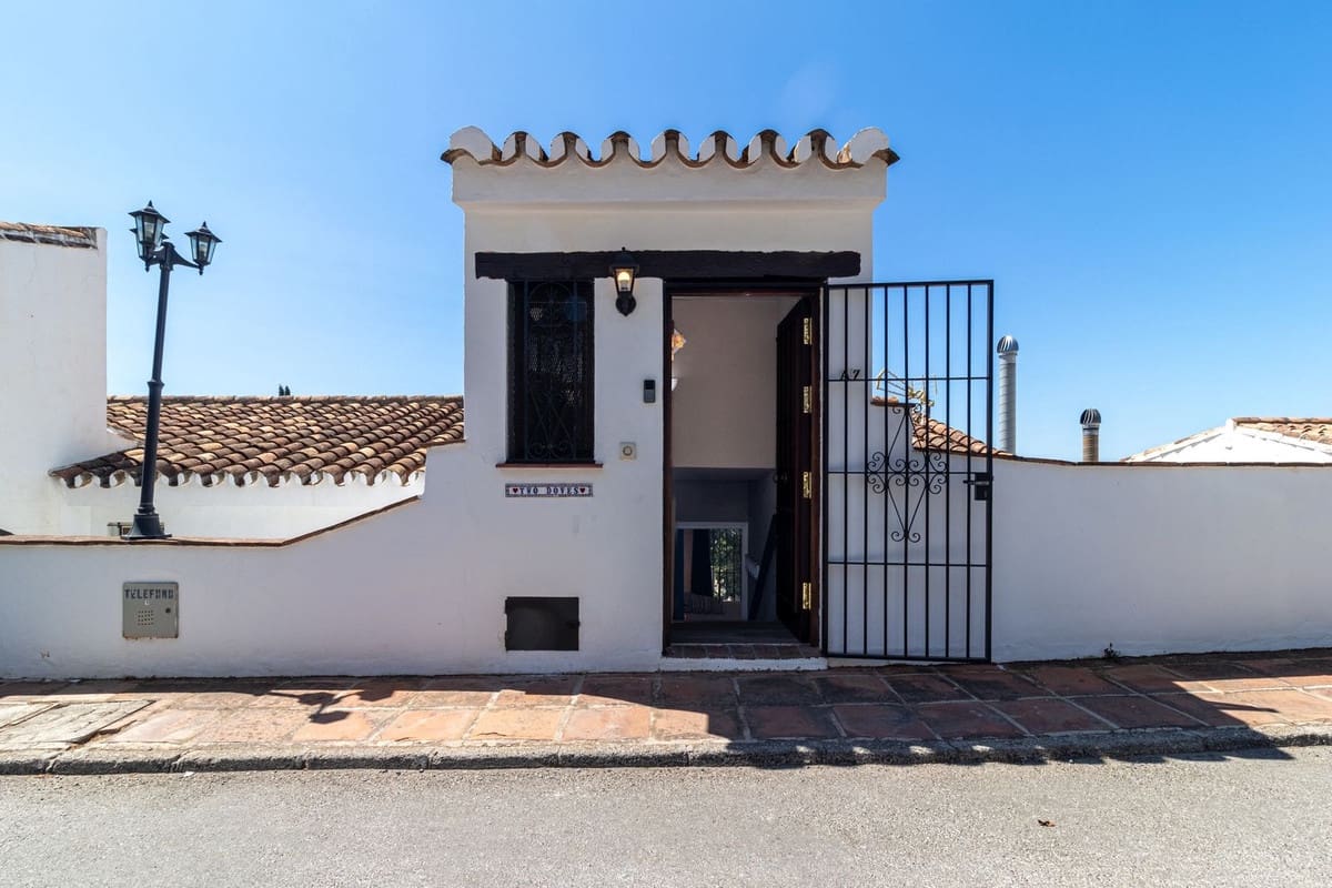 2 bedroom Villa for sale in Mijas - € 279,000 (Ref: 9436258)