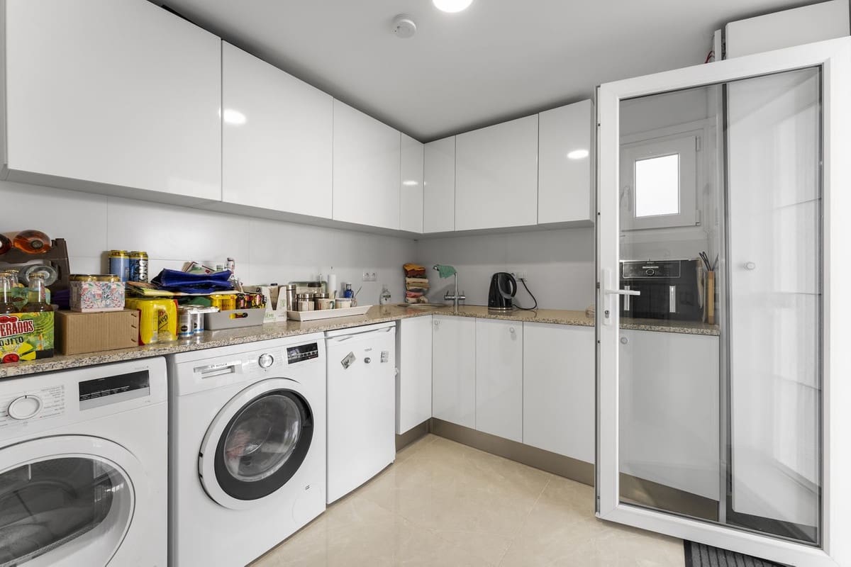 Chalet de 3 habitaciones en Mijas en venta con piscina - 795.000 € (Ref: 9437820)