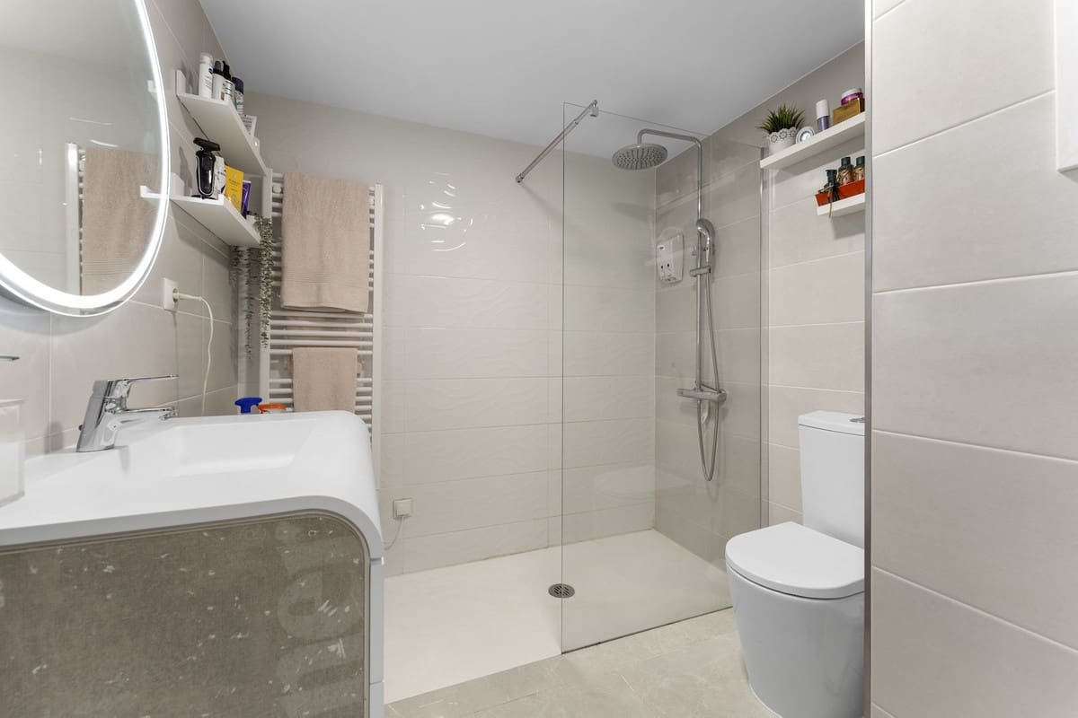 Chalet de 3 habitaciones en Mijas en venta con piscina - 795.000 € (Ref: 9437820)