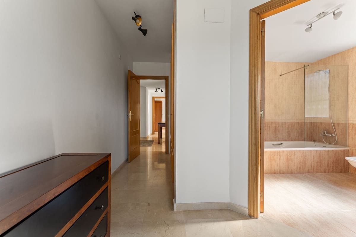 3 quarto Apartamento para venda em Mijas com piscina - 465 000 € (Ref: 9591933)