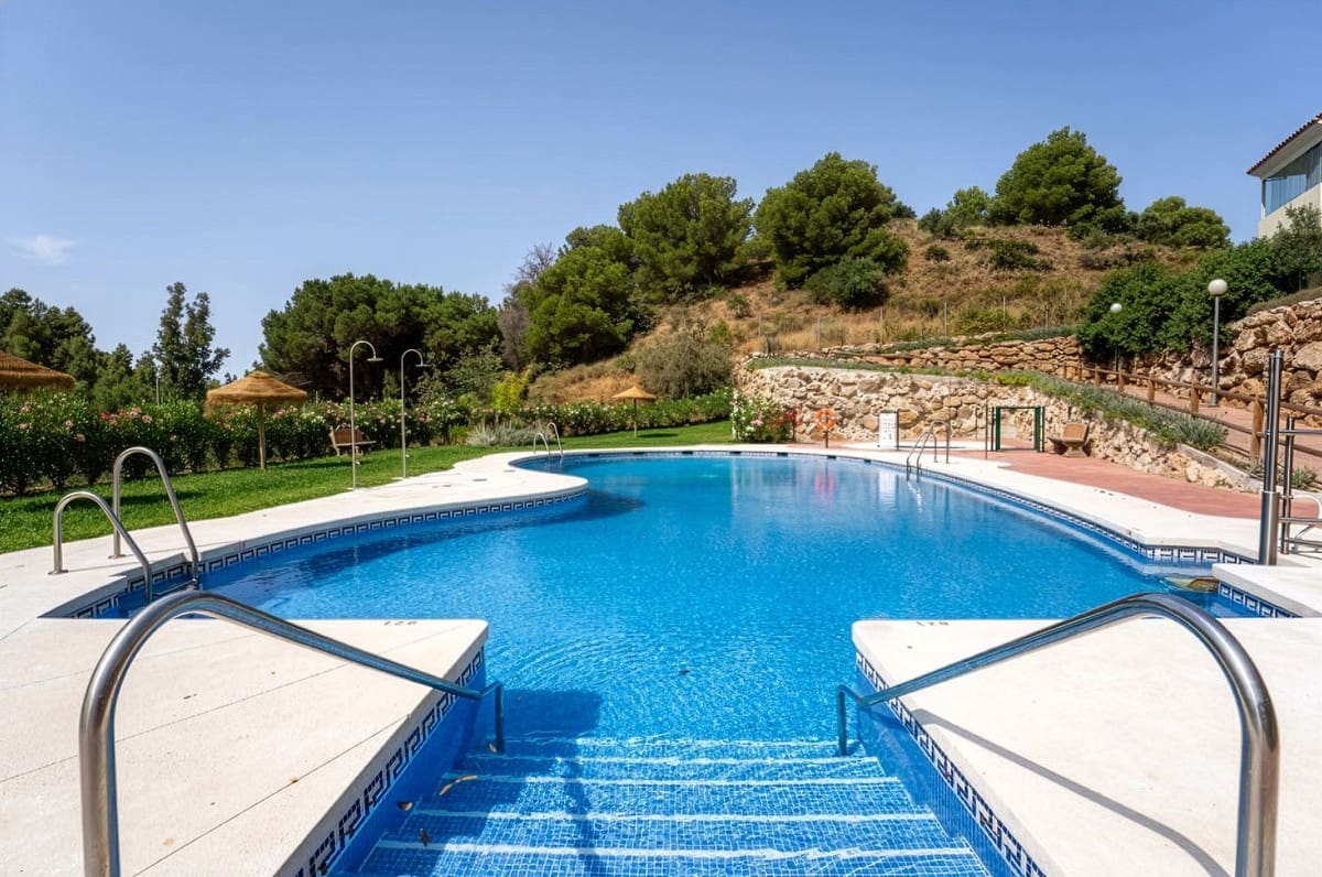 3 quarto Apartamento para venda em Mijas com piscina - 465 000 € (Ref: 9591933)