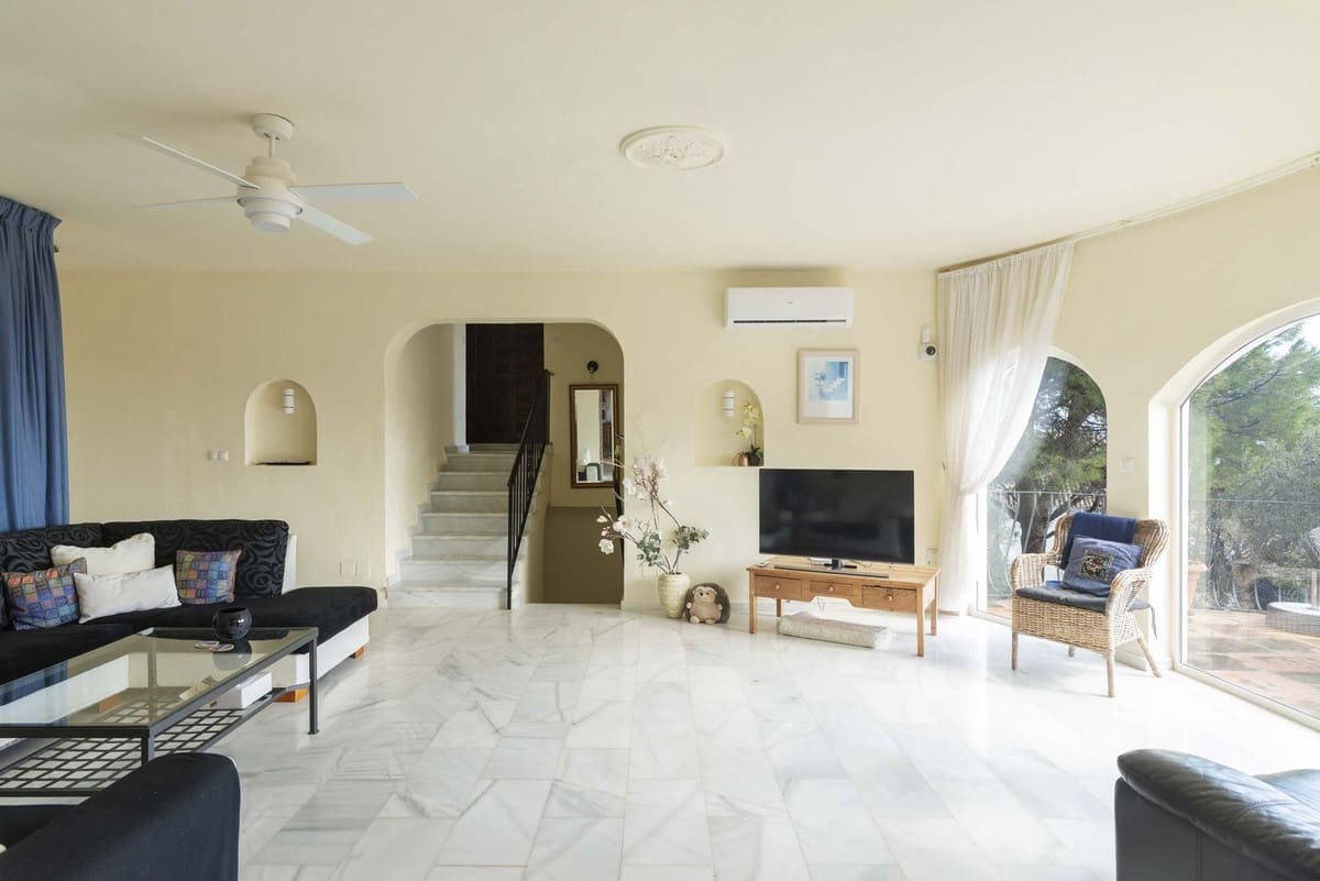 4 bedroom Villa for sale in Mijas - € 927,500 (Ref: 9625154)