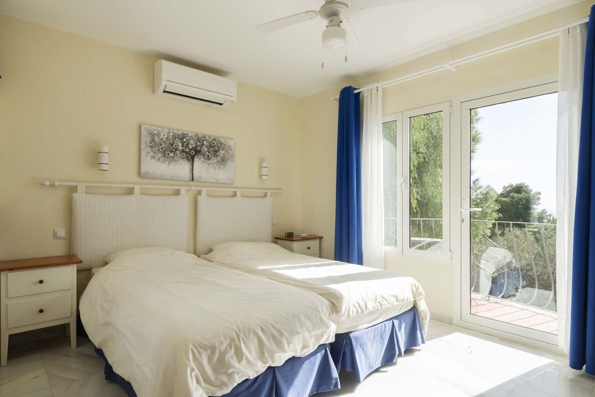 4 bedroom Villa for sale in Mijas - € 927,500 (Ref: 9625154)