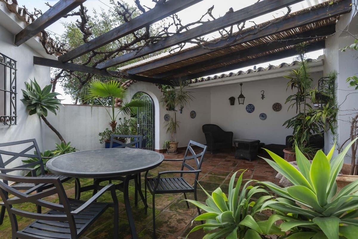 4 bedroom Villa for sale in Mijas - € 927,500 (Ref: 9625154)