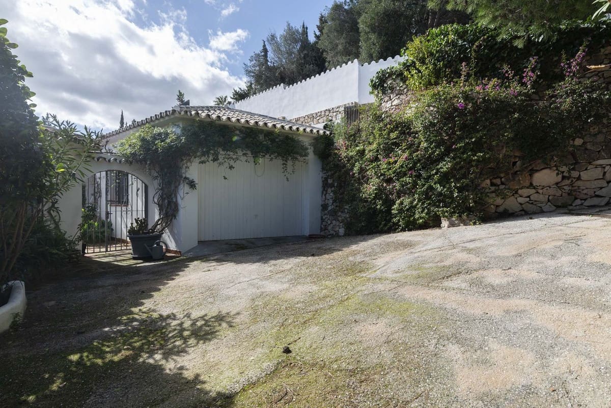 4 bedroom Villa for sale in Mijas - € 927,500 (Ref: 9625154)