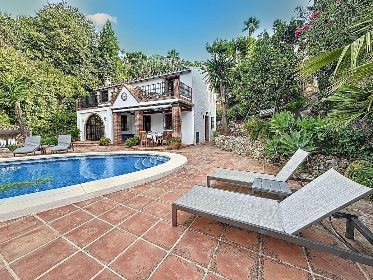 3 sovrum Villa till salu i Mijas med pool - 925 000 € (Ref: 9625155)