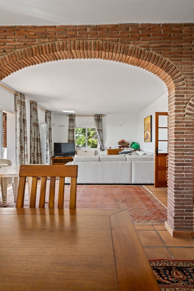 3 soverom Villa til salgs i Mijas med svømmebasseng - € 1 460 000 (Ref: 9627994)