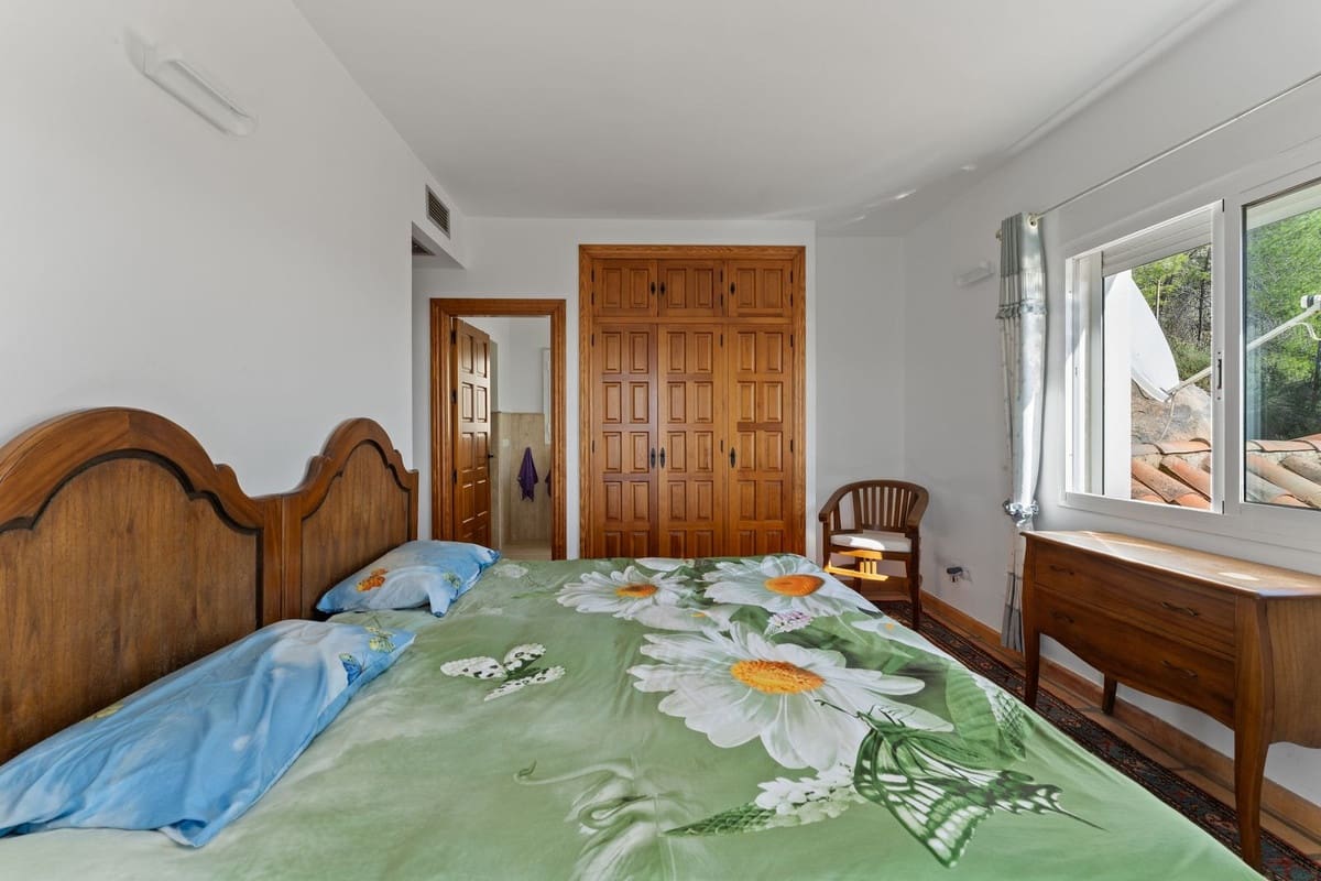 3 soverom Villa til salgs i Mijas med svømmebasseng - € 1 460 000 (Ref: 9627994)