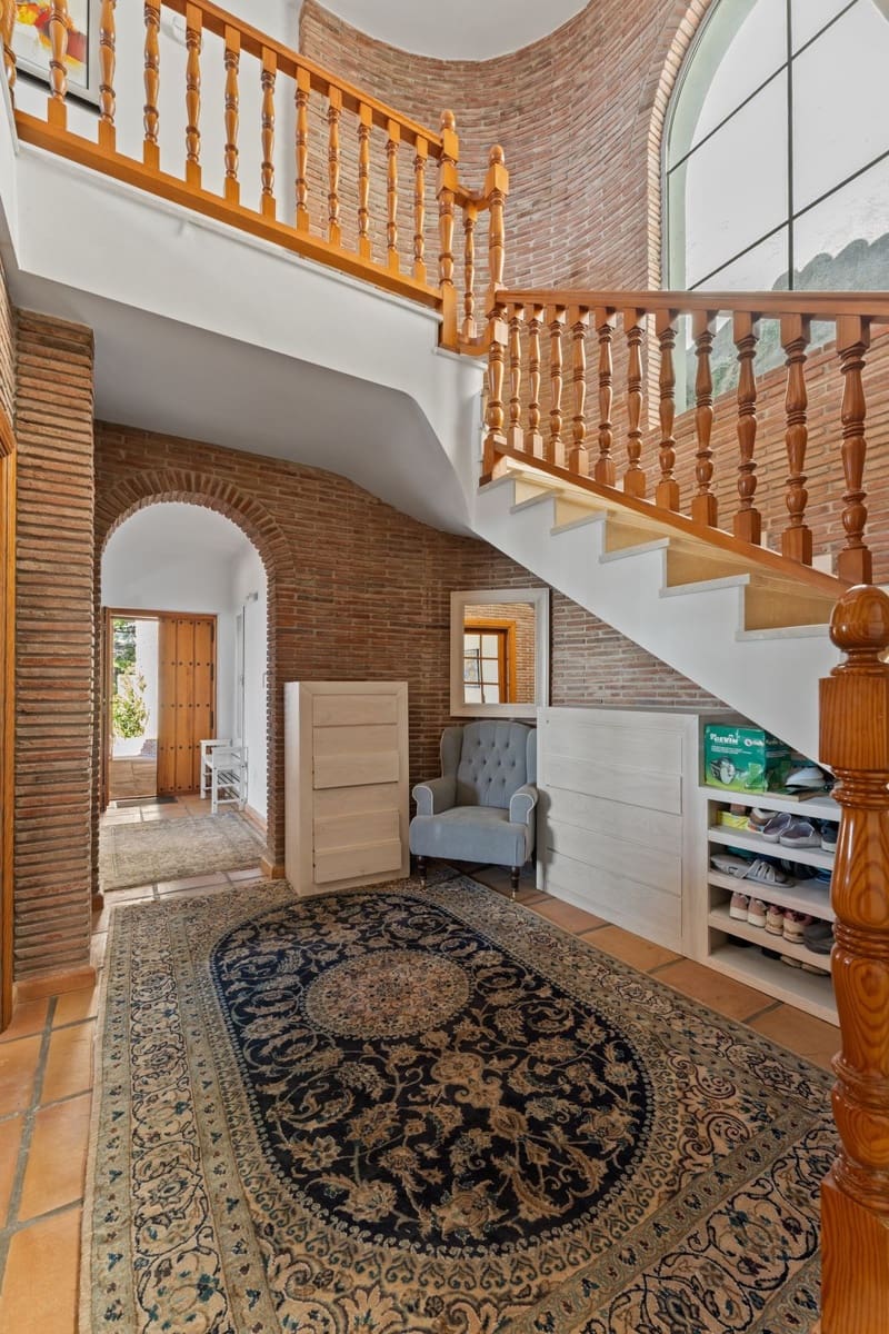 3 soverom Villa til salgs i Mijas med svømmebasseng - € 1 460 000 (Ref: 9627994)