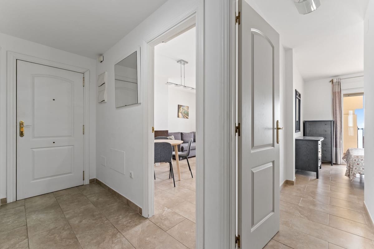 2 bedroom Apartment for sale in Benalmadena Costa with pool - € 540,000 (Ref: 9627995)