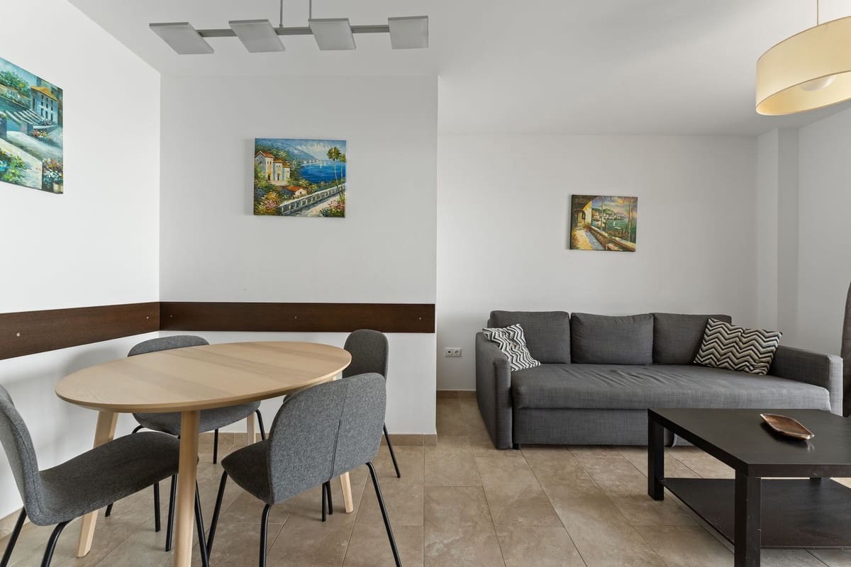 2 bedroom Apartment for sale in Benalmadena Costa with pool - € 540,000 (Ref: 9627995)