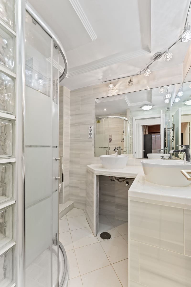 2 soverom Leilighet til salgs i Las Lagunas de Mijas med svømmebasseng - € 235 000 (Ref: 9627996)