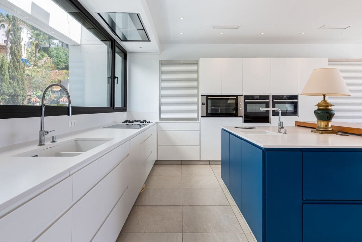 4 Zimmer Villa zu verkaufen in Valtocado mit Pool - 1.990.000 € (Ref: 9720315)