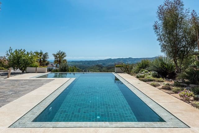 4 Zimmer Villa zu verkaufen in Valtocado, Mijas mit Pool - 1.990.000 € (Ref: 9720315)