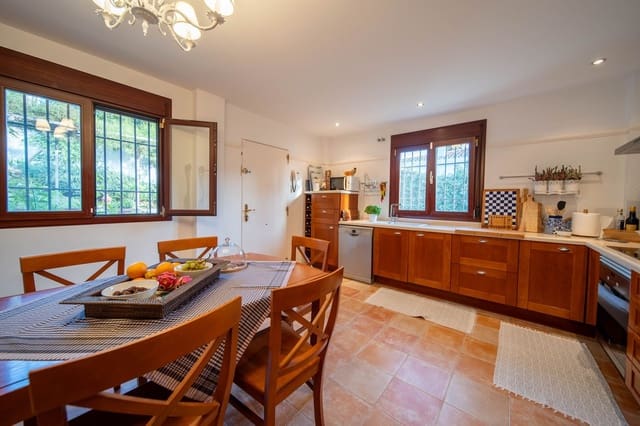 5 Zimmer Villa zu verkaufen in Las Lagunas de Mijas, Mijas mit Pool - 1.125.000 € (Ref: 9720583)