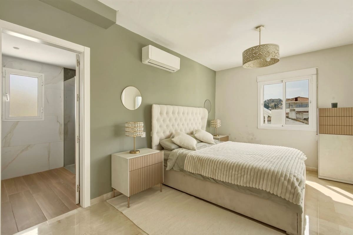 6 slaapkamer Villa te koop in Mijas met zwembad - € 1.095.000 (Ref: 9730179)