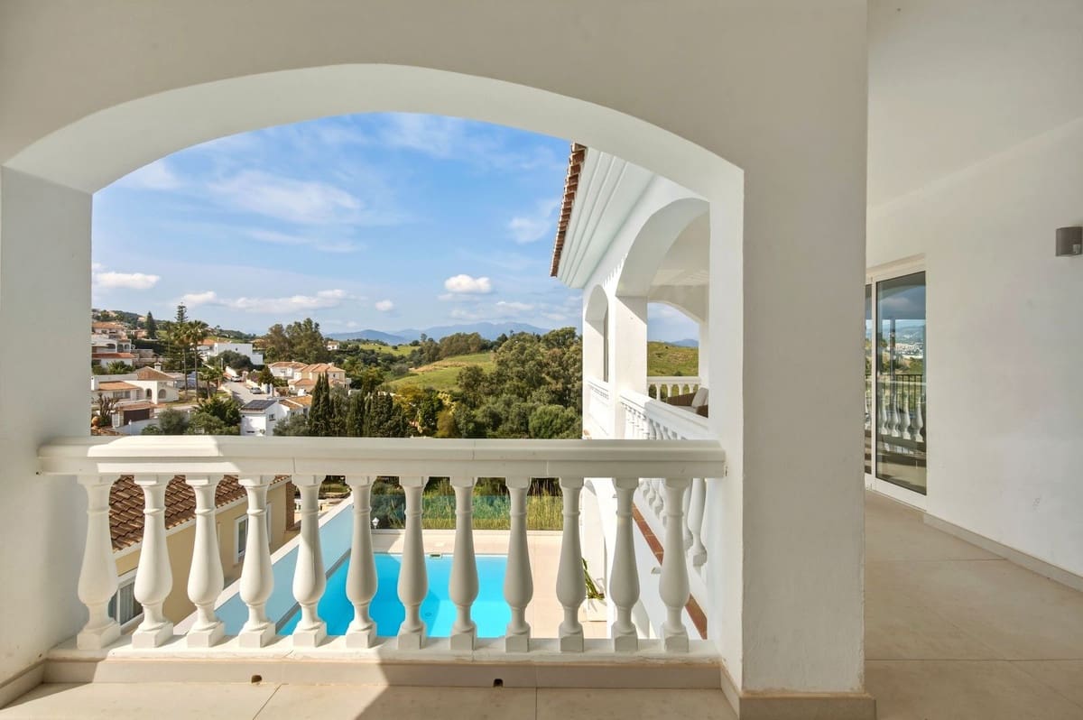 6 slaapkamer Villa te koop in Mijas met zwembad - € 1.095.000 (Ref: 9730179)